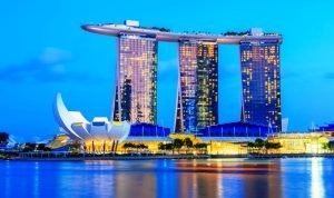 Menikmati Kemegahan Marina Bay Sands Skypark