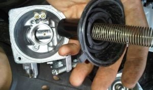 Magic Sihir Pungsi Piston Gas Karbu Kereta Semakin Bertenaga