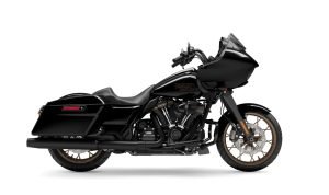 Menerjang Jalan dengan Gaya Keunggulan Road Glide™