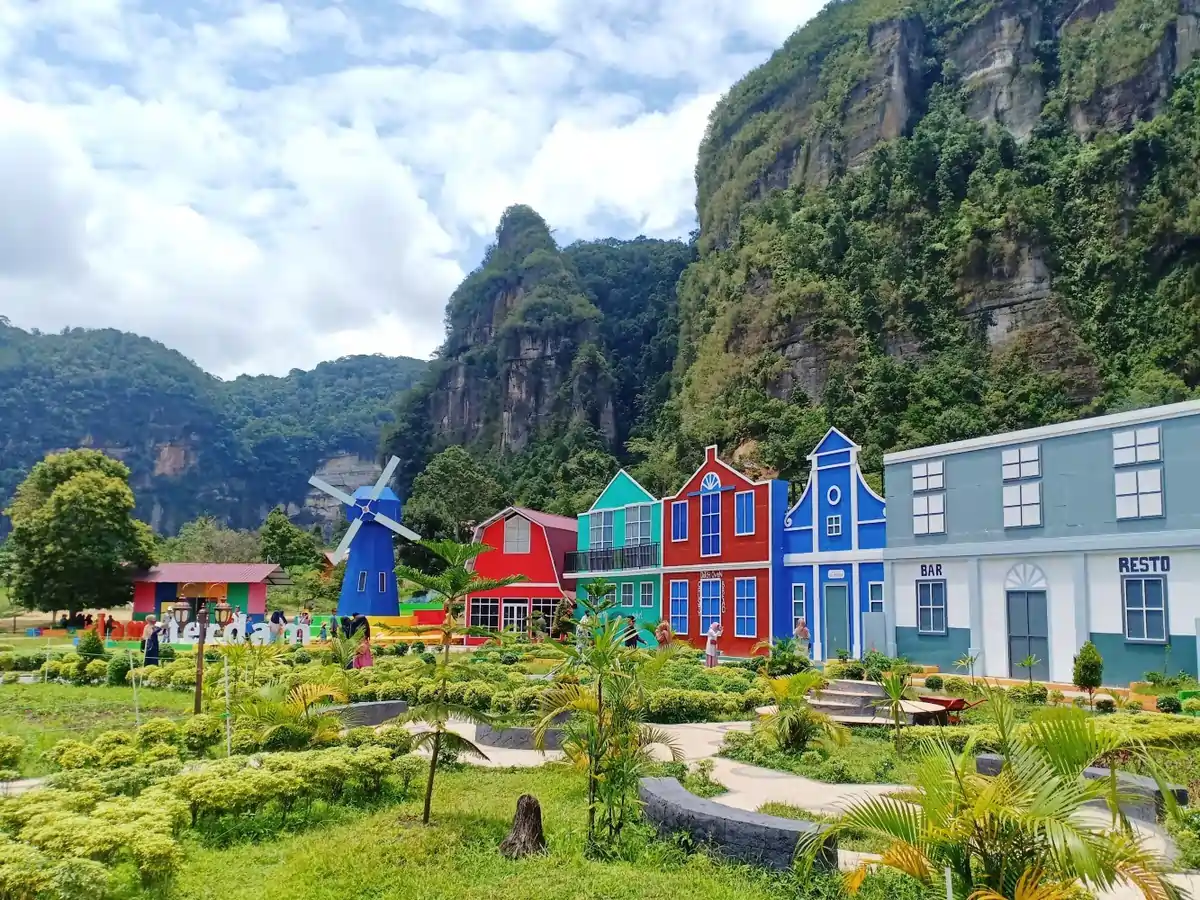 Kampung Eropa Harau – Spot Paling Favorit Versi Travel Vlogger