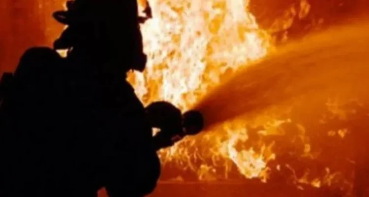 Bengkel Cat Terbakar Duren Sawit