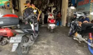 Bengkel Motor Ramai