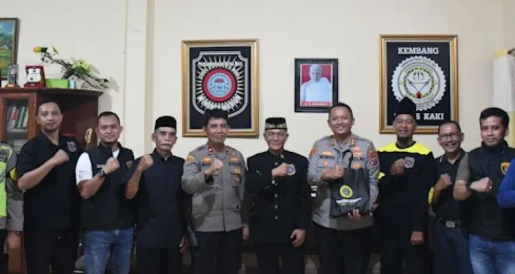 Polisi Jalin Kedekatan