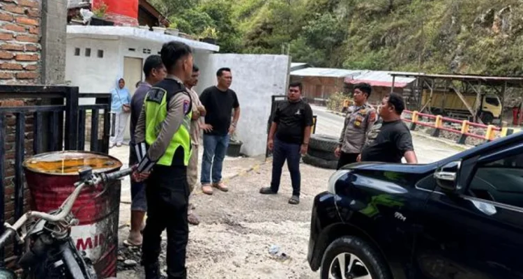 Polres Samosir bantu mobil
