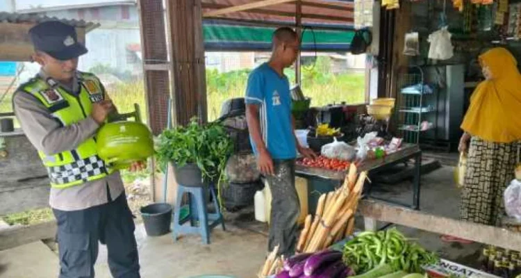 Polsek Bubon Sambangi Bengkel