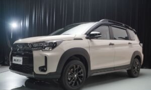 Suzuki XL7