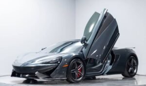 McLaren 540C, Supercar Ringan dengan Mesin V8 yang Tetap Buas McLaren 540C, Supercar Ringan dengan Mesin V8 yang Tetap Buas